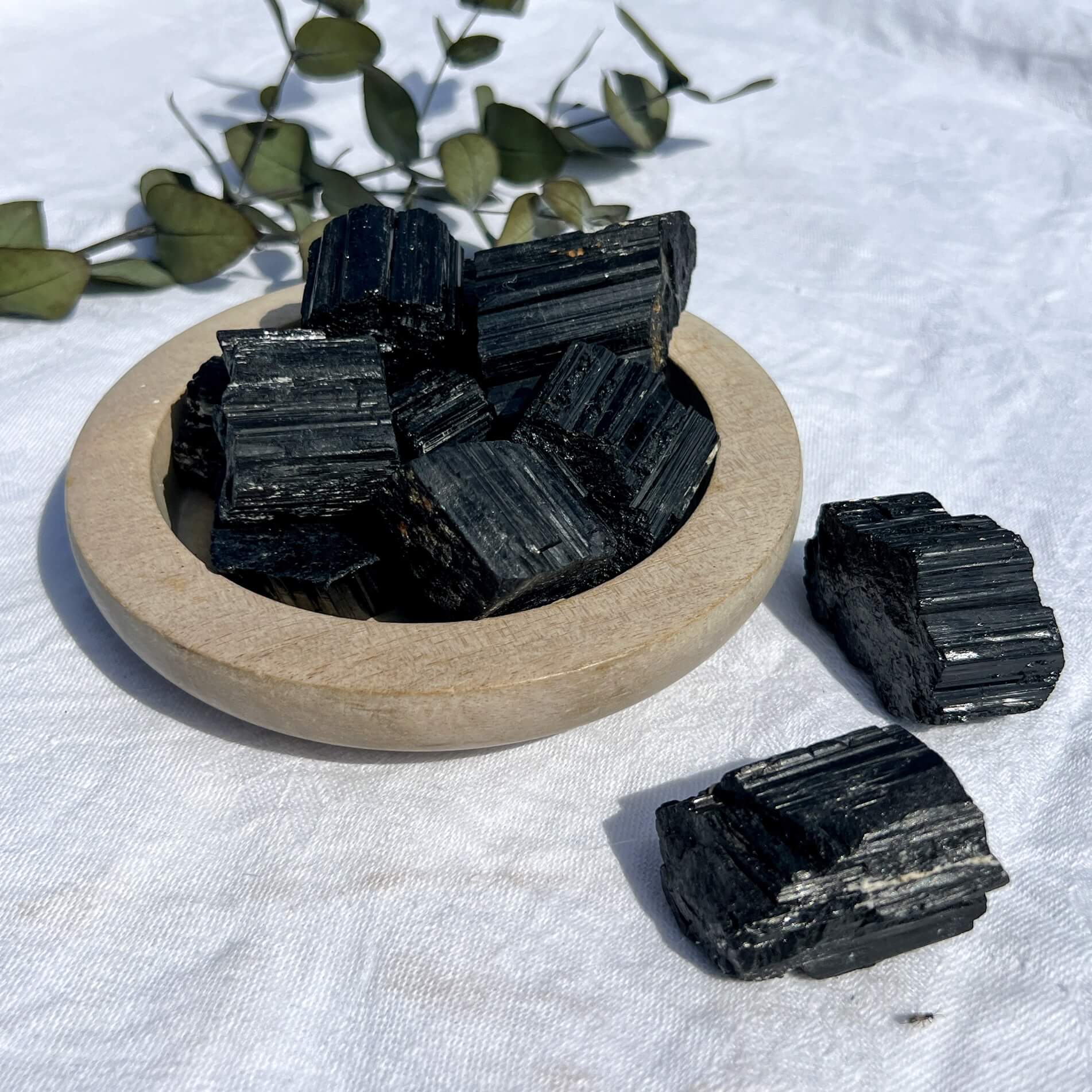 Black Tourmaline Raw Crystals and Healing Stones, Natural Rocks for Tumbling  and DIY Raw Stones and Crystals (2 Pieces) 2 Pieces Black Tourmaline