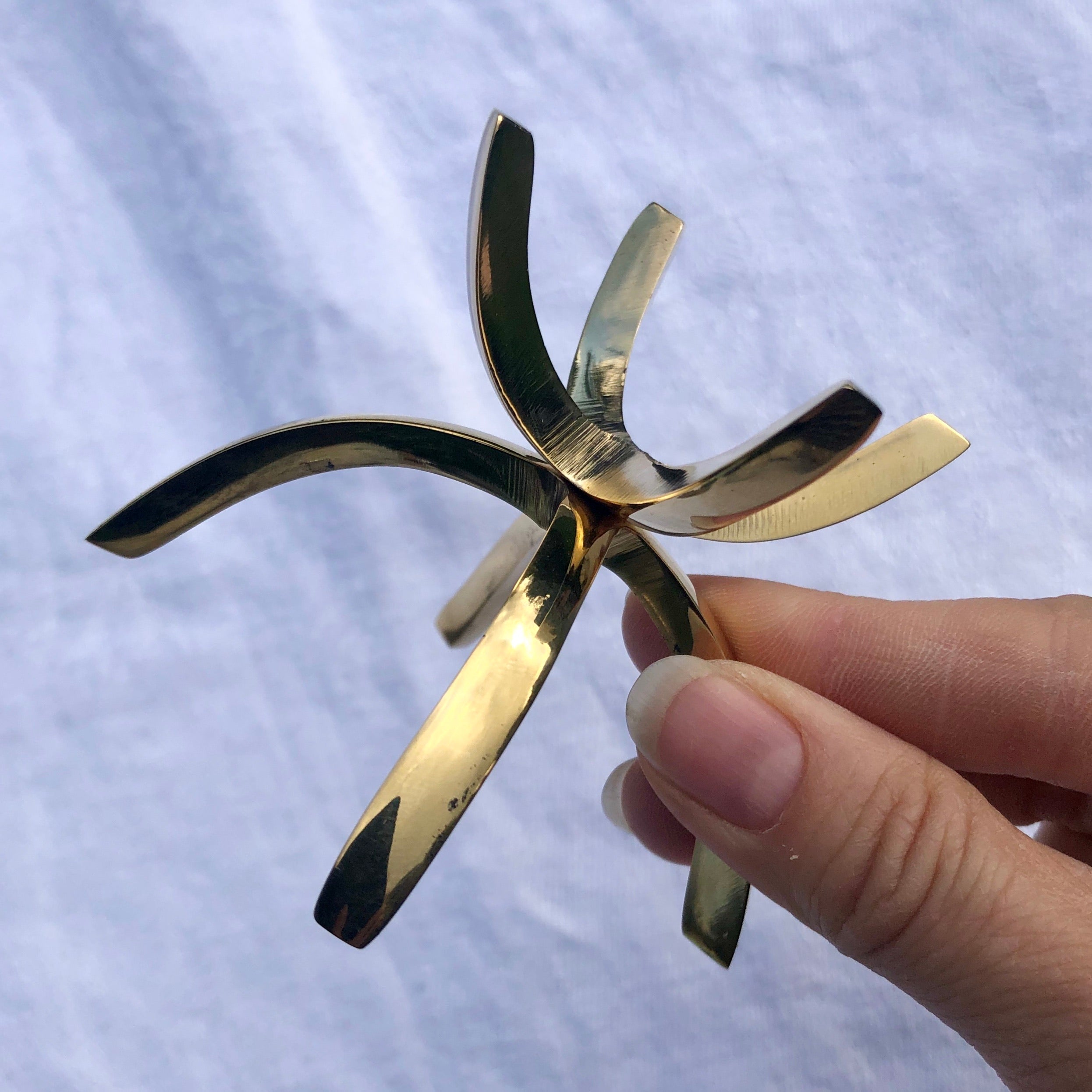 Small Brass Claw Crystal & Mineral Stand