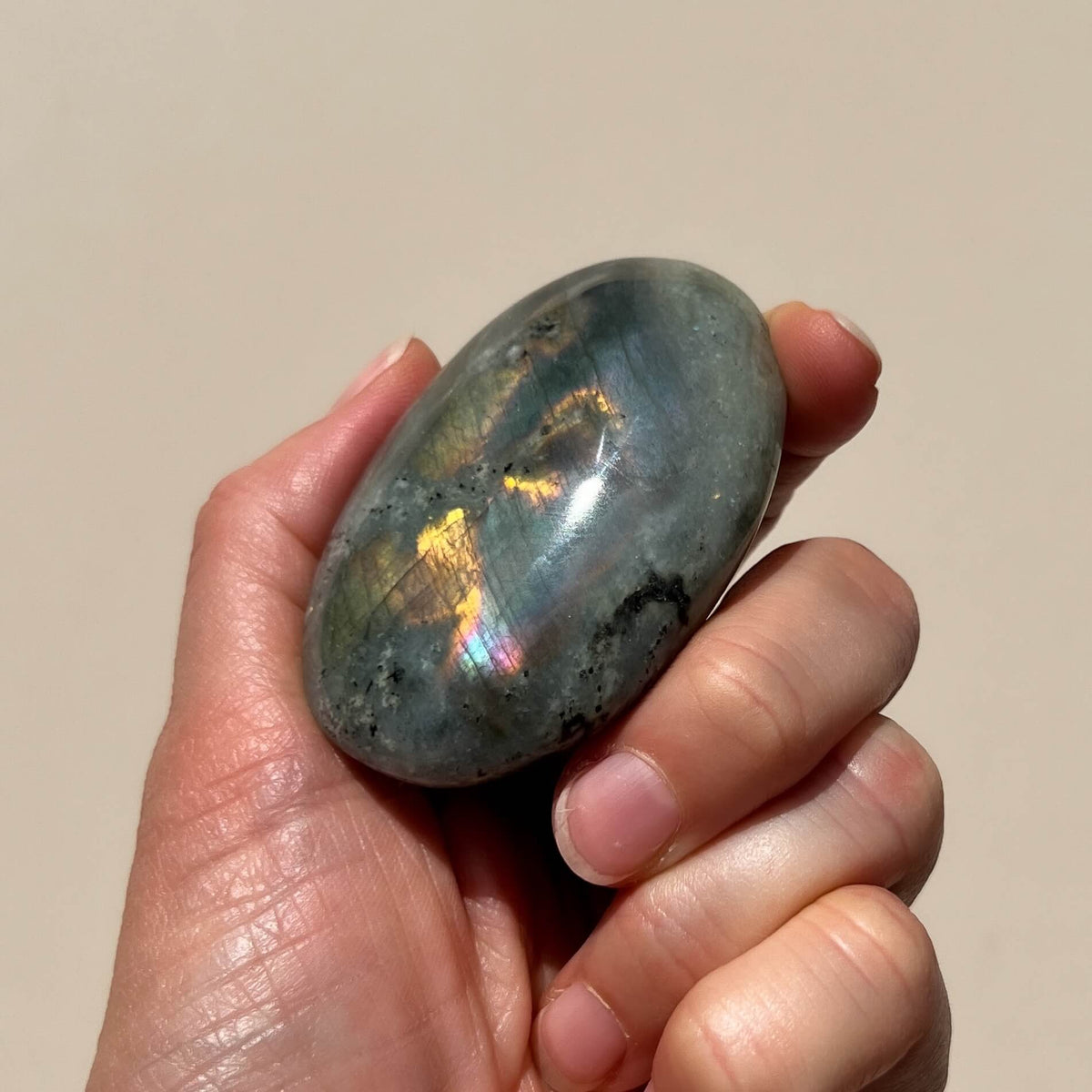 Crystal Palmstones - Labradorite