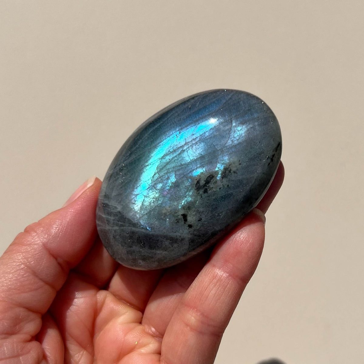 Crystal Palmstones - Labradorite