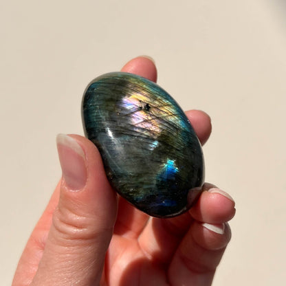 Crystal Palmstones - Labradorite