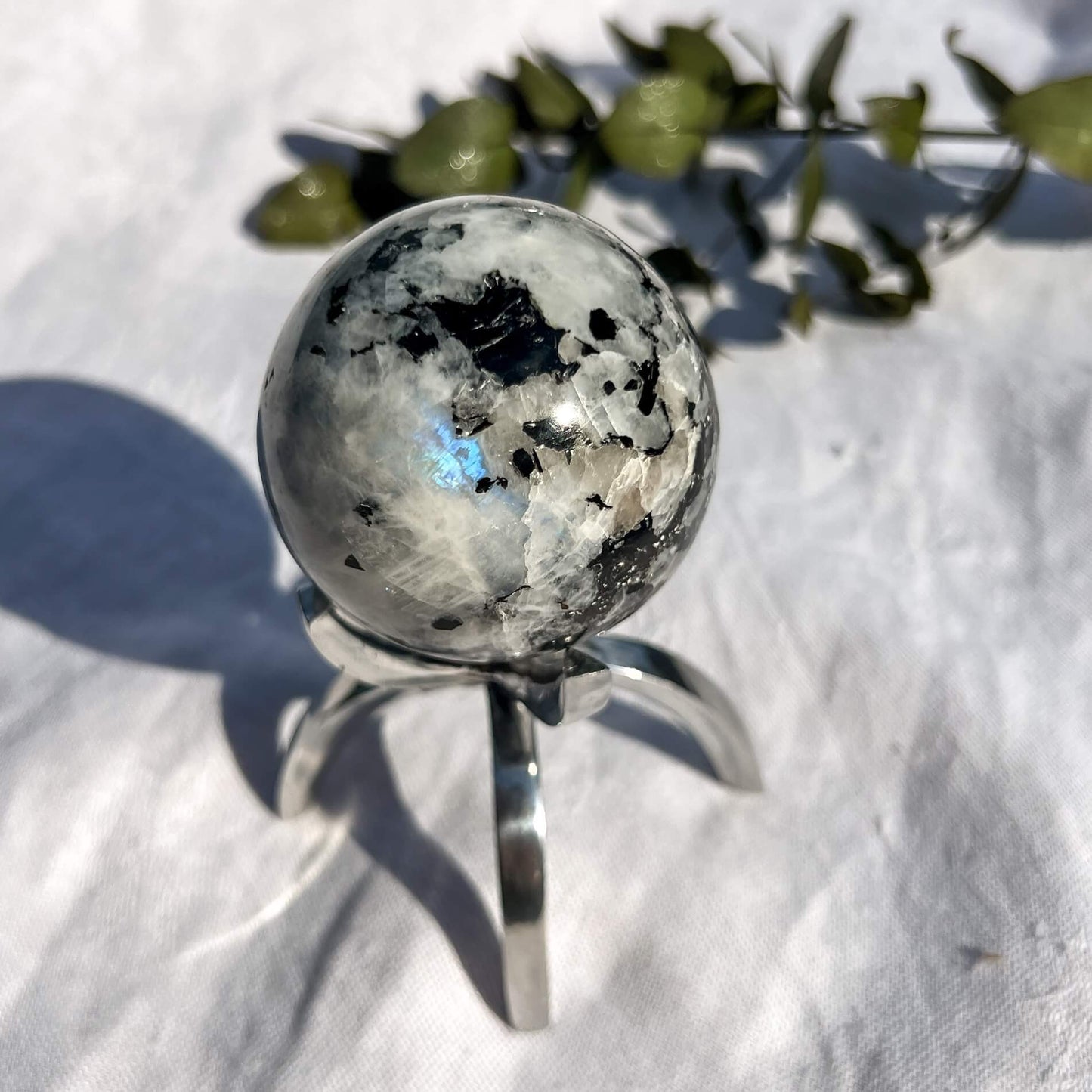 Claw Mineral Stand / Crystal Sphere Holder - Aluminium Small