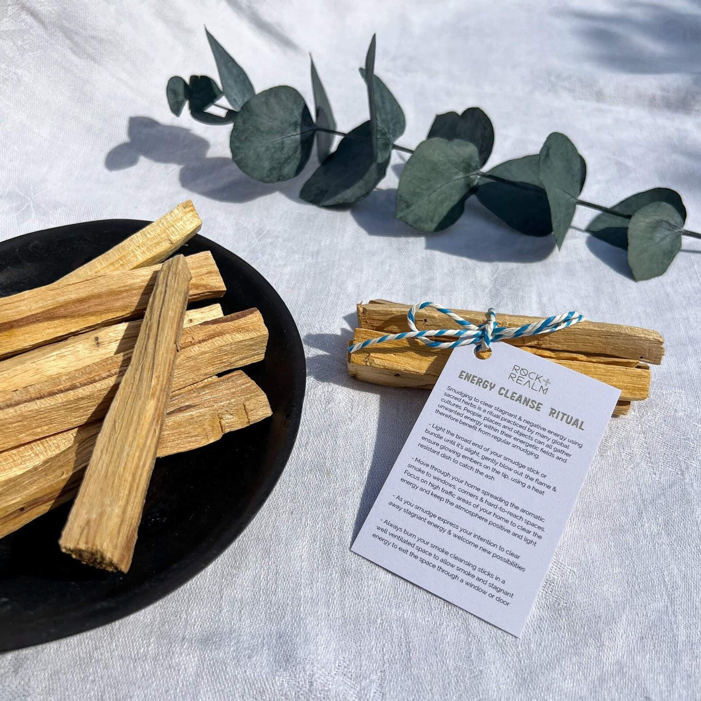 Palo Santo Holy Wood Bundle (5 Sticks)