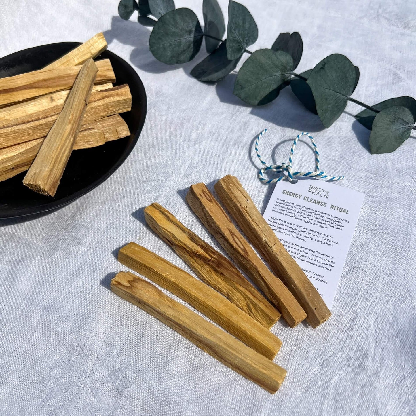 Palo Santo Holy Wood Bundle (5 Sticks)