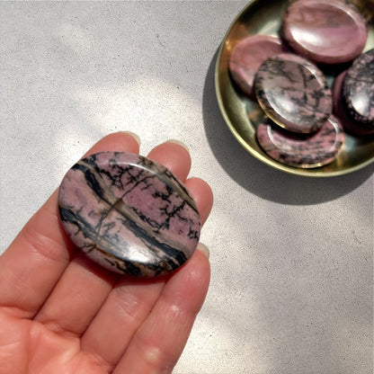 Healing Crystal Worry Stone: Rhodonite