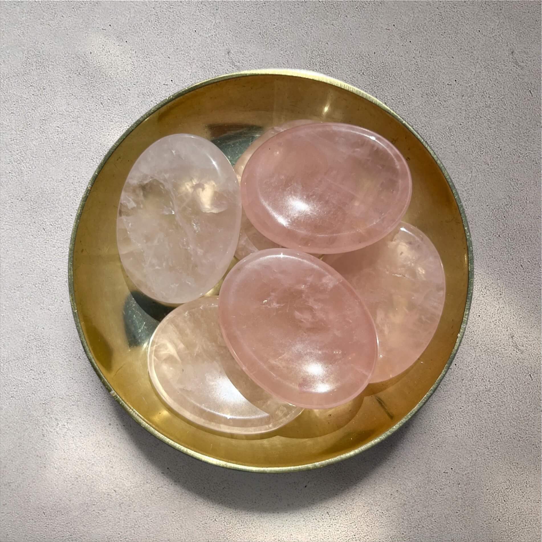 Healing Crystal Worry Stone: Rose Quartz