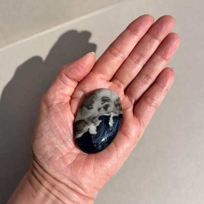 Crystal Palmstones - Volcanic Agate