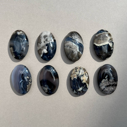 Crystal Palmstones - Volcanic Agate