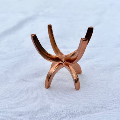 Small rose gold crystal sphere holder 