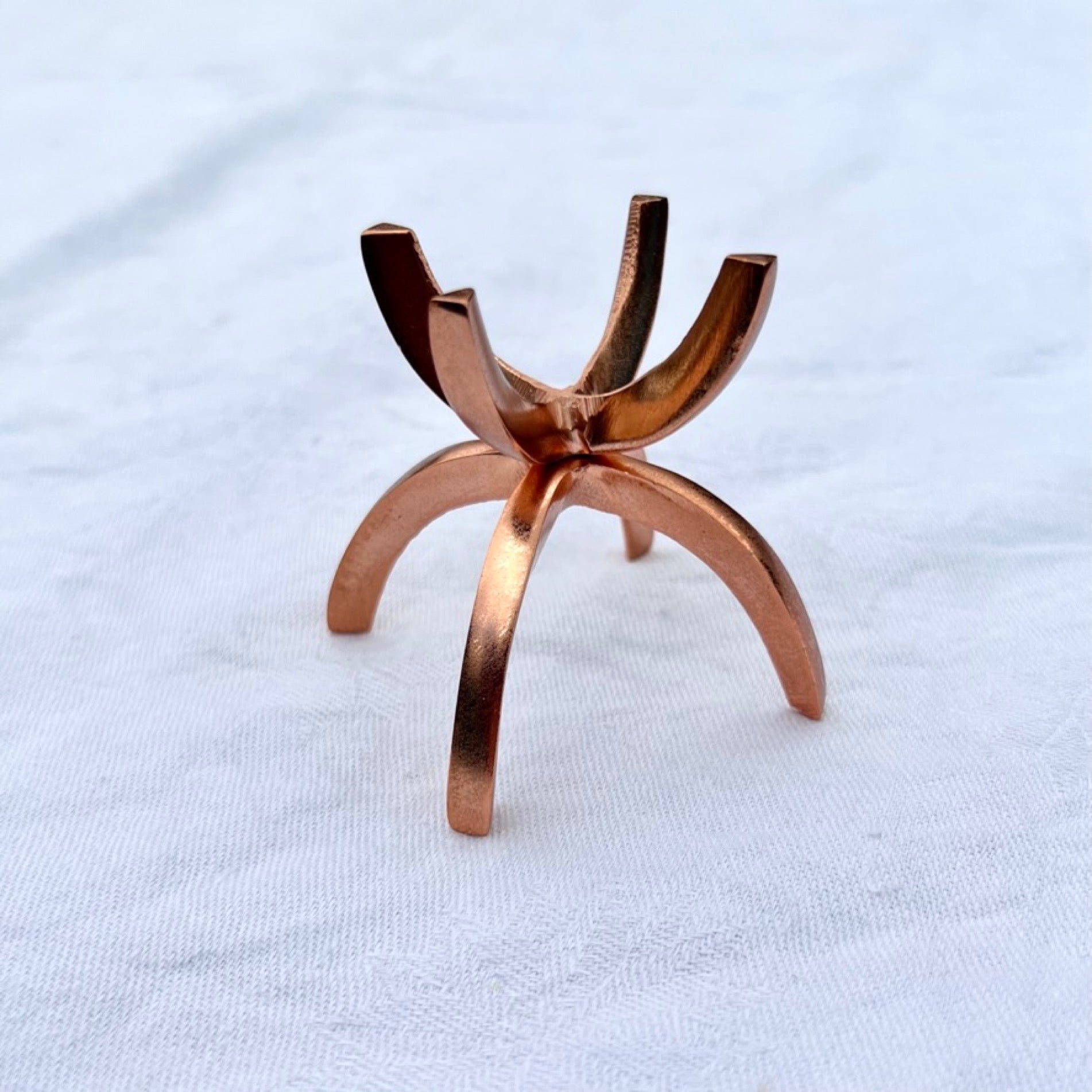Small Rose gold crystal sphere holder 